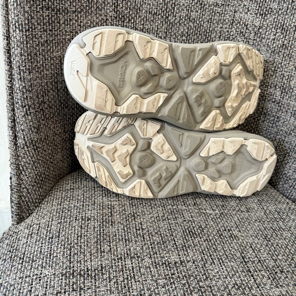 Home One One Hopara 2 Size 12.5 in Shifting Sand/Dune - Picture 9 of 10